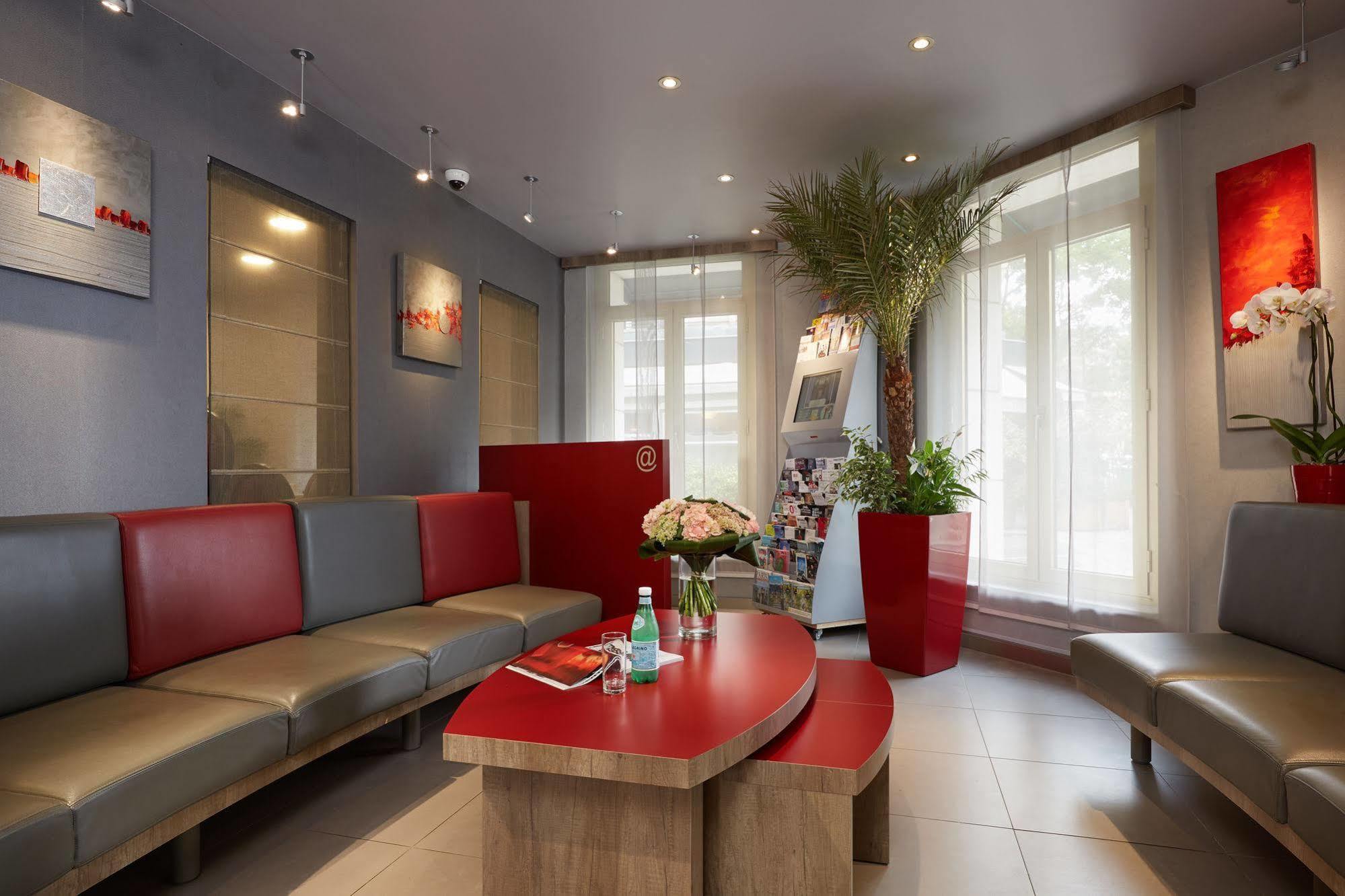 Alize Grenelle Tour Eiffel Hotel Paris Bagian luar foto